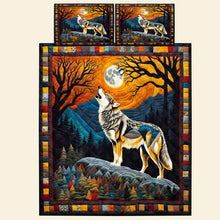 Load image into Gallery viewer, Howling Wolf Quilt Bed Set - Perfect Gifts for Wolf Lovers Blanket PopCulturePrints
