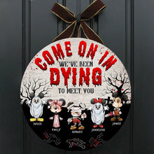 Load image into Gallery viewer, Halloween Personalized Wooden Sign - Spooky Family Gift Wood Sign PopCulturePrints