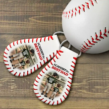 Load image into Gallery viewer, I Caught the Best Dad - Personalized Leather Baseball Keychain for the Best Dads, Grandpas & More Leather Baseball Keychain PopCulturePrints