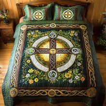 Load image into Gallery viewer, St. Patrick's Special Edition Celtic Cross Quilt Bedding Set Blanket PopCulturePrints
