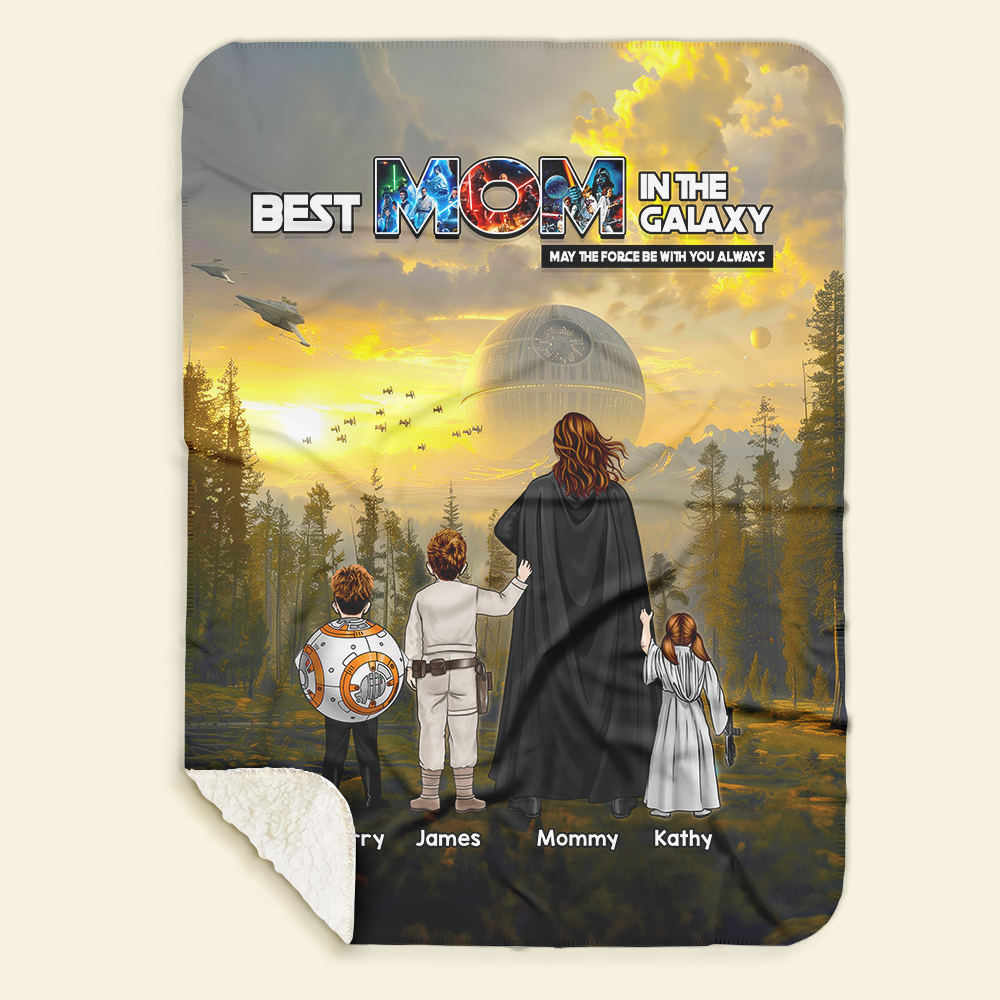 “Best Mom in the Galaxy” – Personalized Blanket for Moms, Unique Gift for Mother's Day Blanket PopCulturePrints