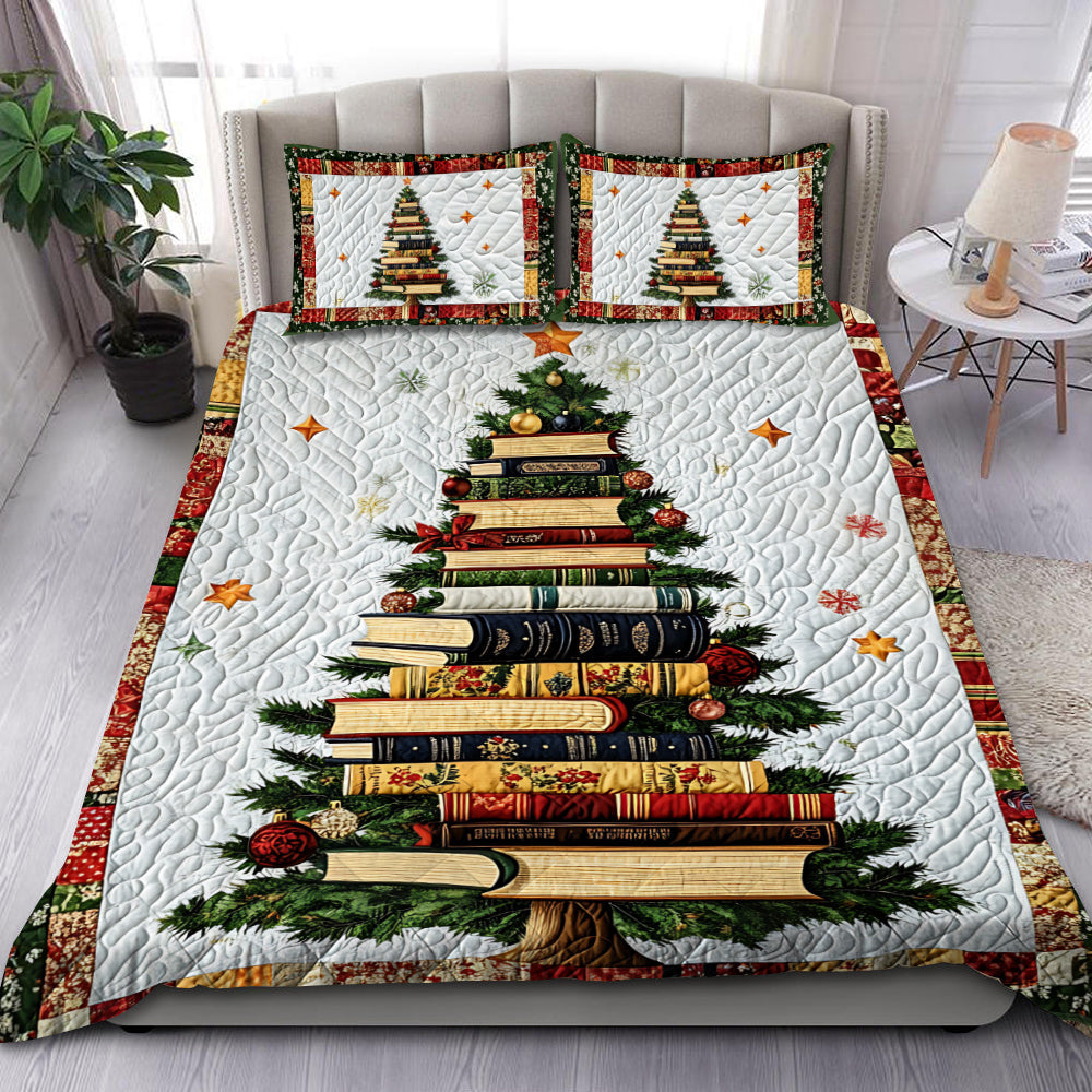 Christmas Tree Books Quilt Set: Cozy Gift for Book Lovers