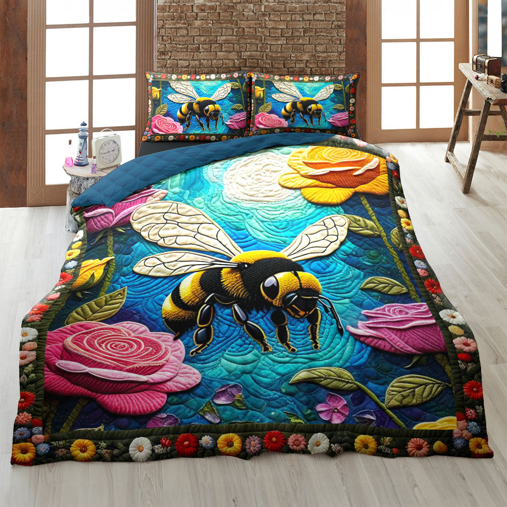Personalized Bees Quilt Bed Set - Joyful Floral Design Blanket PopCulturePrints