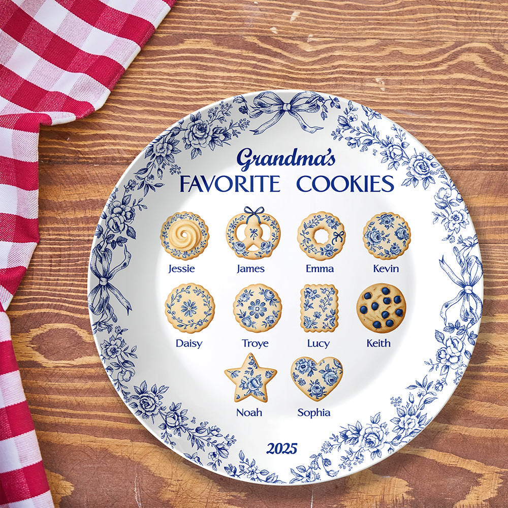"Grandma's Favorite Cookies" - Personalized Toile de Jouy Ceramic Round Plate - Unique Gift for Grandma, Family, and Cookie Lovers Ceramic Round Plate PopCulturePrints