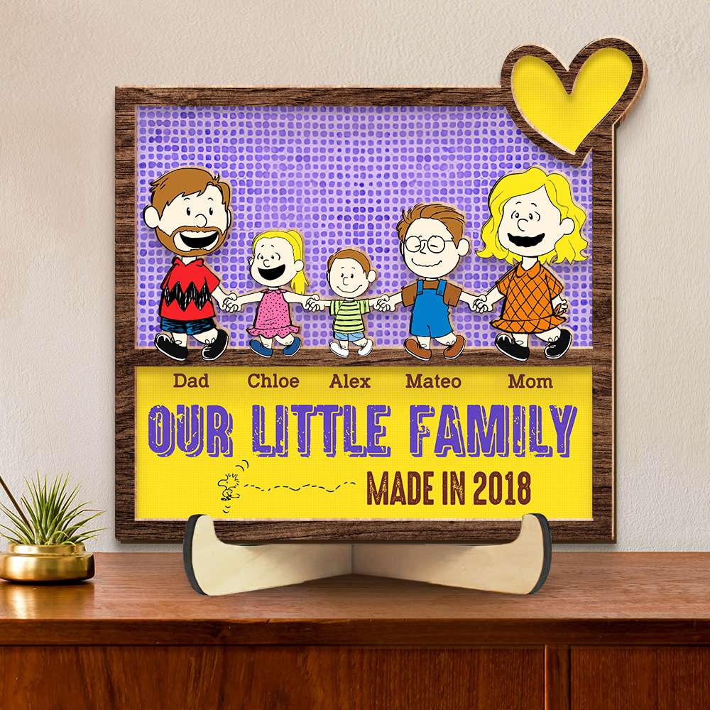 Personalized Family Cartoon Wood Sign - Custom Names & Year