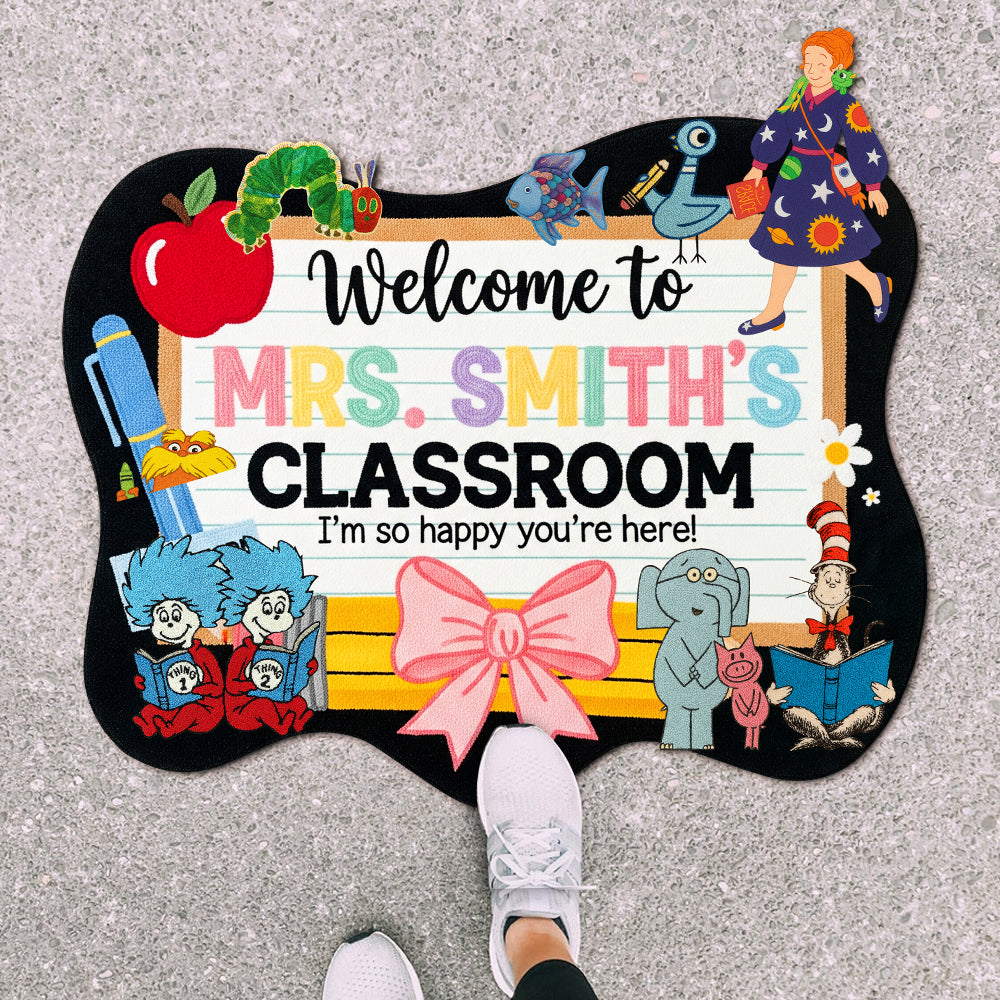 “Welcome to a World of Learning” - Personalized Classroom Welcome Mat for Teachers - Perfect Gift for Educators, School Staff, New Teachers Doormat PopCulturePrints