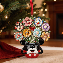 Load image into Gallery viewer, “Together We Bloom” – Personalized Beautiful Family Flower Vase Ornament – A Unique Gift for Families, Friends, and Loved Ones
