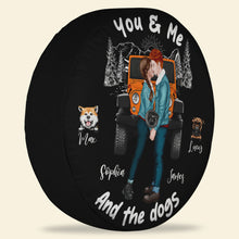 Load image into Gallery viewer, Personalized Couple and Dogs Tire Cover – Custom Names and Vehicle Design
