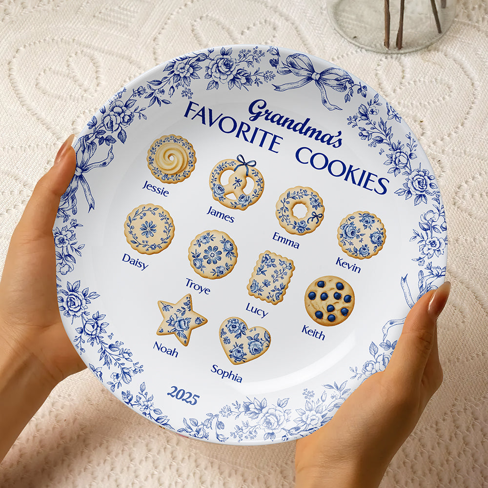 "Grandma's Favorite Cookies" - Personalized Toile de Jouy Ceramic Round Plate - Unique Gift for Grandma, Family, and Cookie Lovers Ceramic Round Plate PopCulturePrints