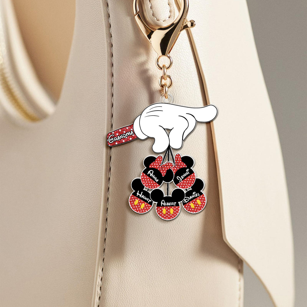 “A Gift from the Heart” - Personalized Adorable Mouse Charm Keychain - Perfect Gift for Grandma Keychains PopCulturePrints