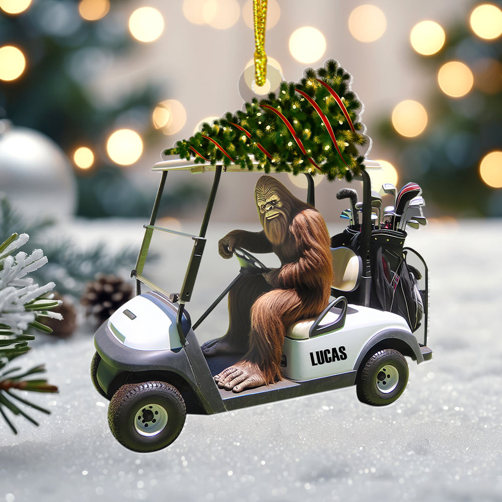 Personalized Bigfoot Golfer Christmas Ornament - Custom Name Gift for Golf Enthusiasts