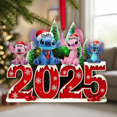 Adorable Alien Family Ornament - A Heartwarming Personalized Christmas Gift for Families Ornament PopCulturePrints