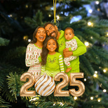 Load image into Gallery viewer, Celebrate Family Love: Personalized Caricature Christmas Ornament - Custom Gift for Parents, Kids, and Friends Ornament PopCulturePrints
