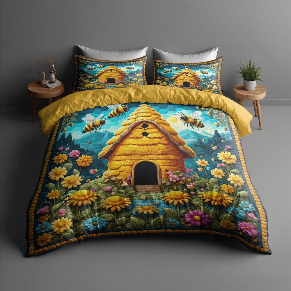 Personalized Bees Quilt Bed Set - Joyful Floral Design Blanket PopCulturePrints