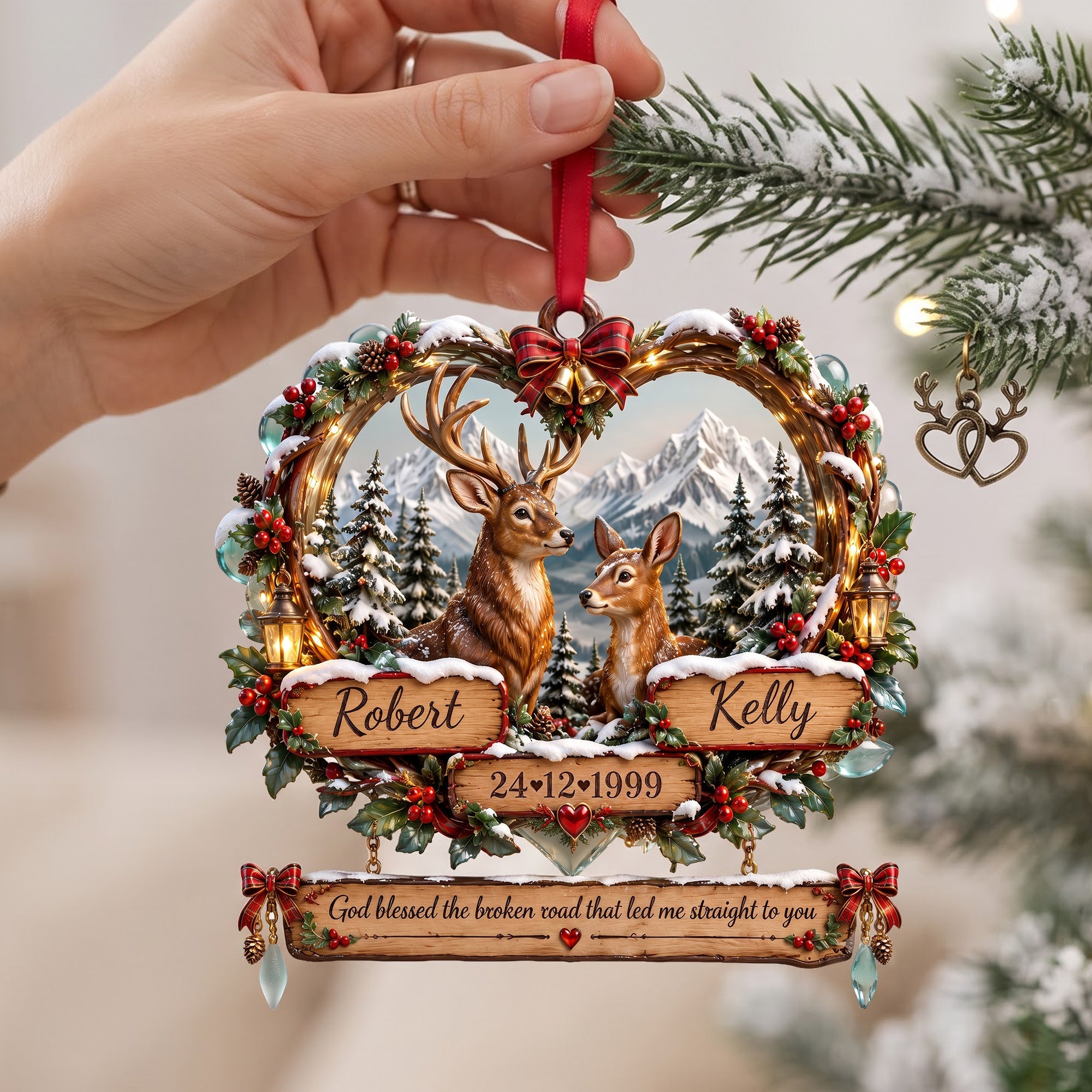 Personalized Deer Couple Christmas Ornament - Meaningful Gift for Couples