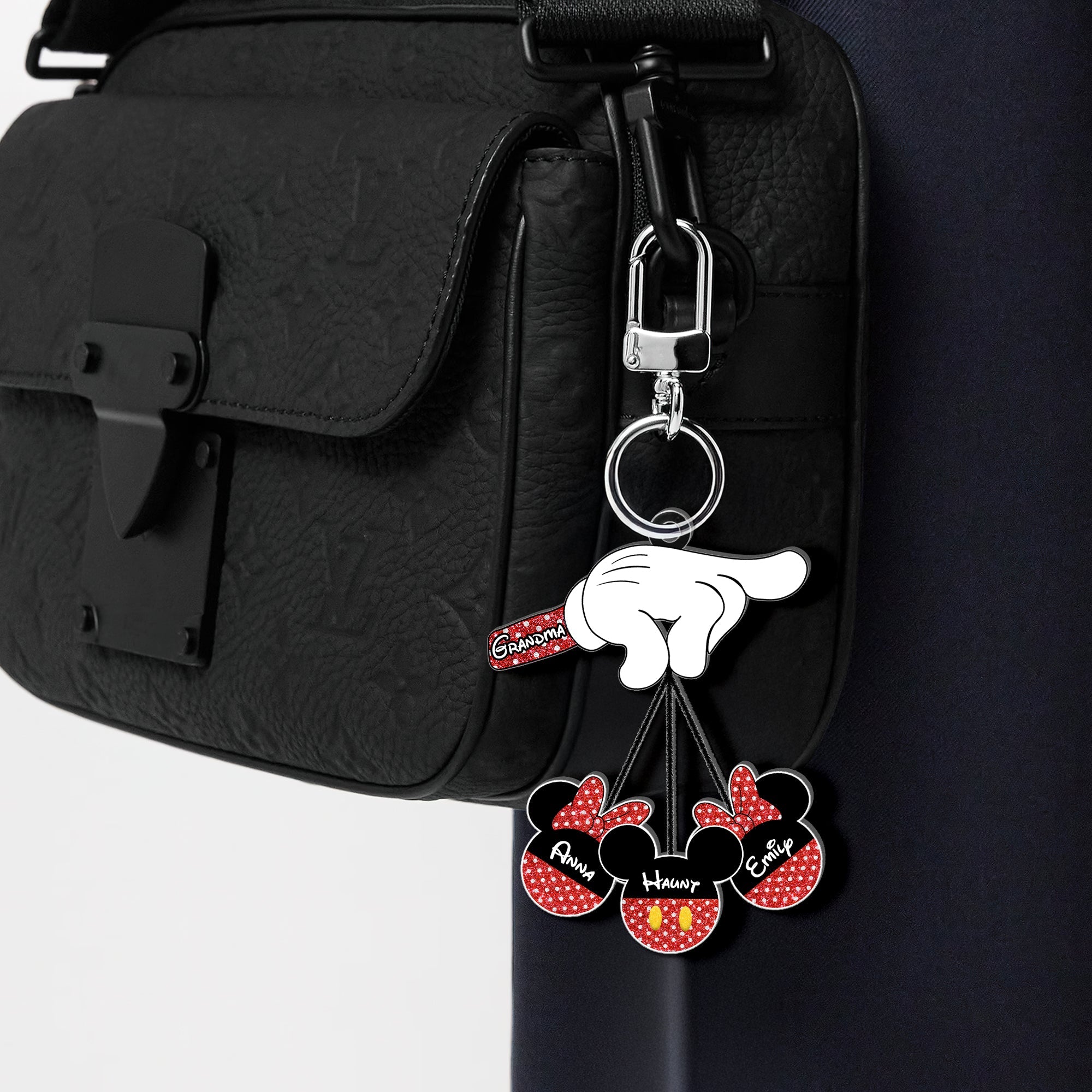 “A Gift from the Heart” - Personalized Adorable Mouse Charm Keychain - Perfect Gift for Grandma Keychains PopCulturePrints