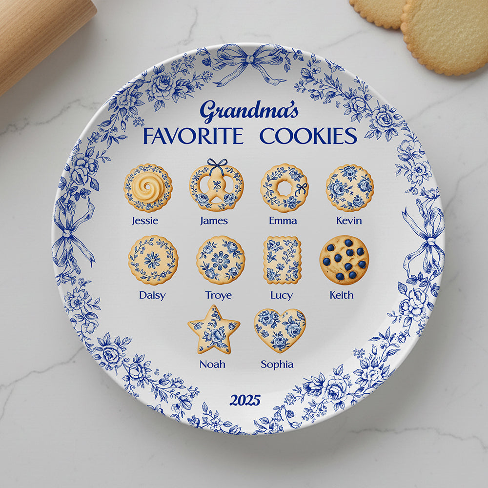 "Grandma's Favorite Cookies" - Personalized Toile de Jouy Ceramic Round Plate - Unique Gift for Grandma, Family, and Cookie Lovers Ceramic Round Plate PopCulturePrints