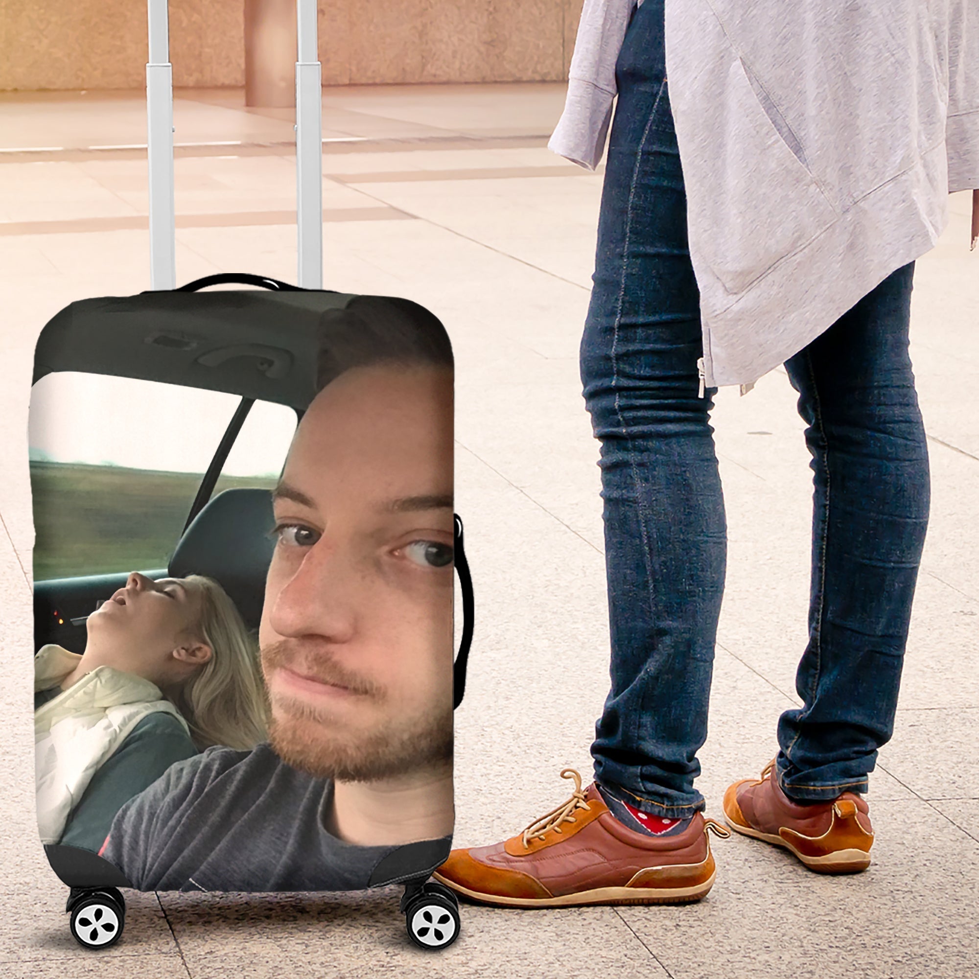 Personalized Funny Photo Luggage Cover – Ideal Gift for Upcoming Trips