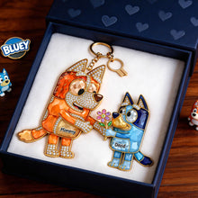 Load image into Gallery viewer, Sweet Mommy &amp; Little Ones Keychain - A Heartwarming Personalized Gift for Mom, Grandma &amp; Kids
