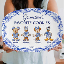 Load image into Gallery viewer, “Grandma&#39;s Favorite Cookies” - Personalized Resin Plate for Grandma - Unique Holiday Gift Plates PopCulturePrints
