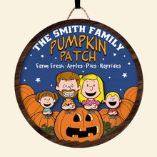 Load image into Gallery viewer, Personalized The Smith Family Pumpkin Patch Sign
