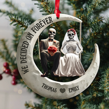 Load image into Gallery viewer, Personalized Christmas Skull Couple Ornament - Forever Love Edition
