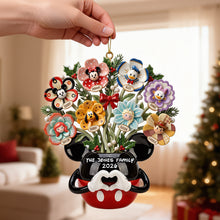 Load image into Gallery viewer, “Together We Bloom” – Personalized Beautiful Family Flower Vase Ornament – A Unique Gift for Families, Friends, and Loved Ones
