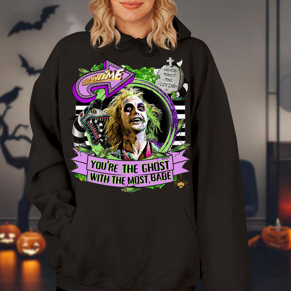 Halloween Horror Movie Fans Shirt - Spooky Beetle-Babe Design