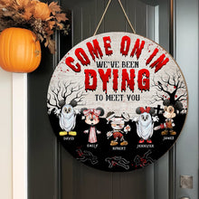 Load image into Gallery viewer, Halloween Personalized Wooden Sign - Spooky Family Gift
