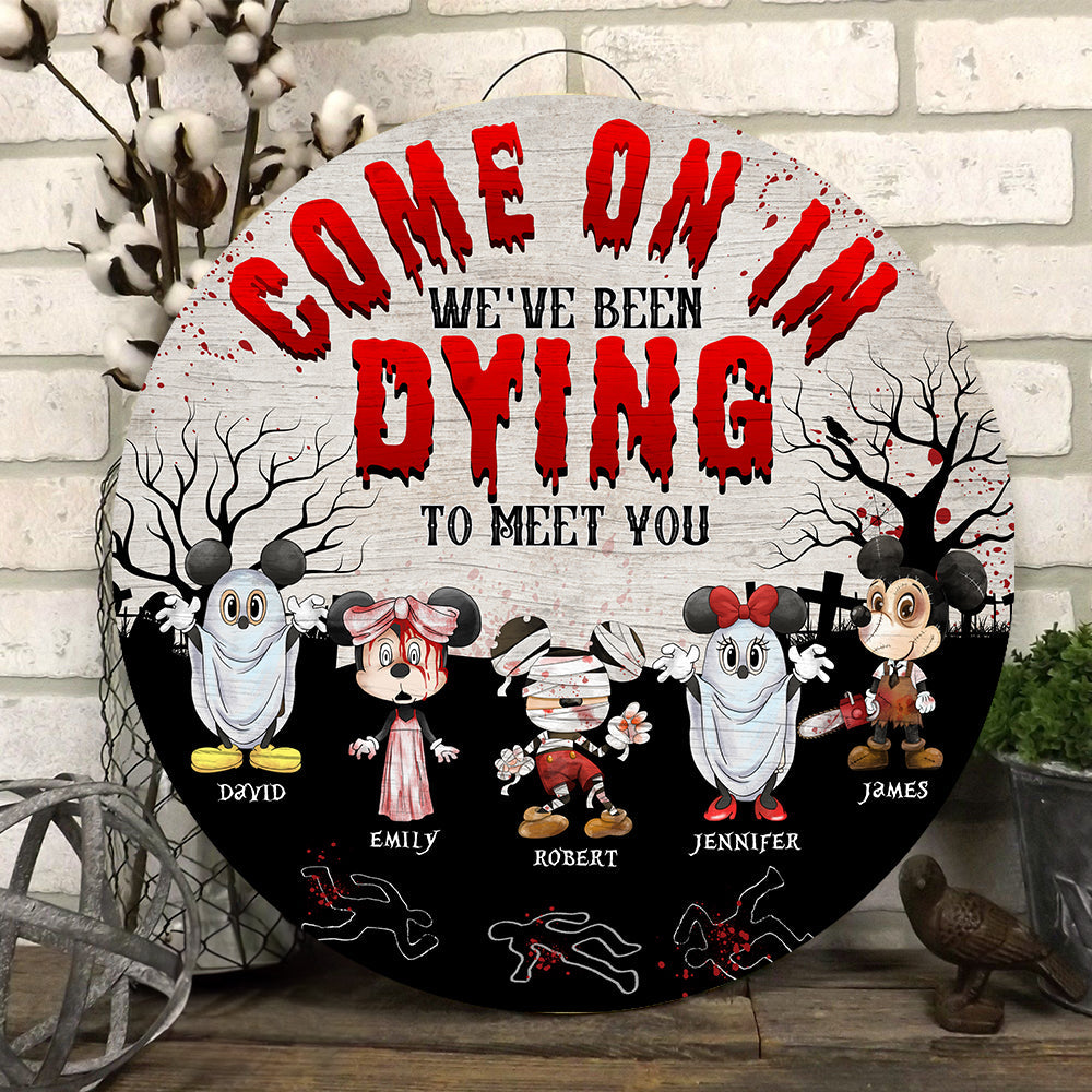 Halloween Personalized Wooden Sign - Spooky Family Gift