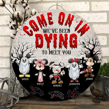 Load image into Gallery viewer, Halloween Personalized Wooden Sign - Spooky Family Gift
